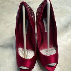 Steve Madden Women'Toe Heels